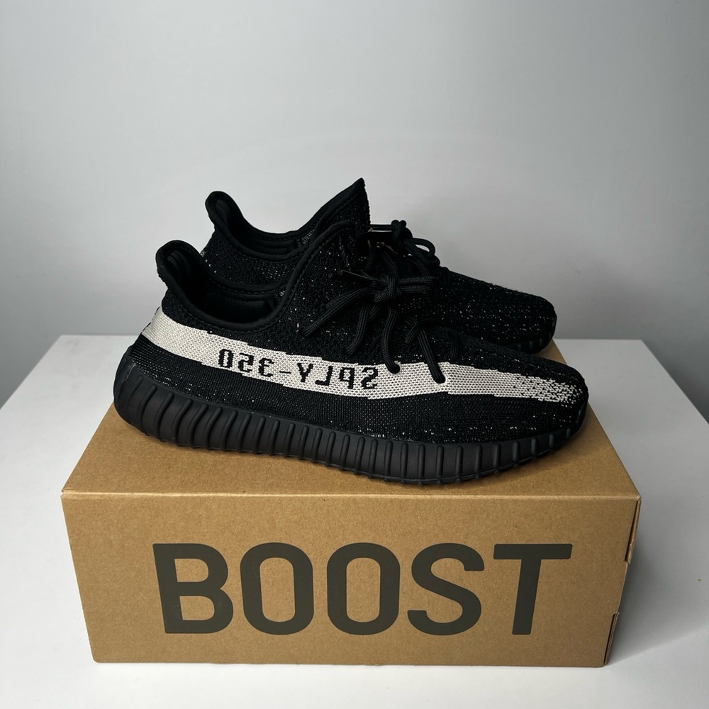 Adidas Yeezy Boost 350 V2